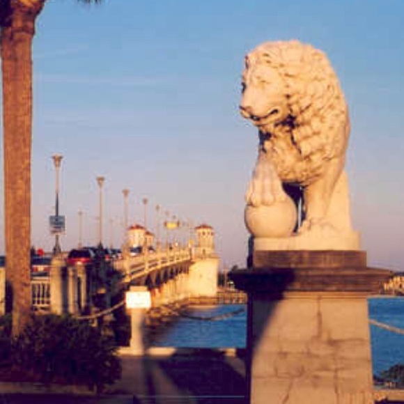 Meet your Posher, Marilynn - Picture 2 of 2